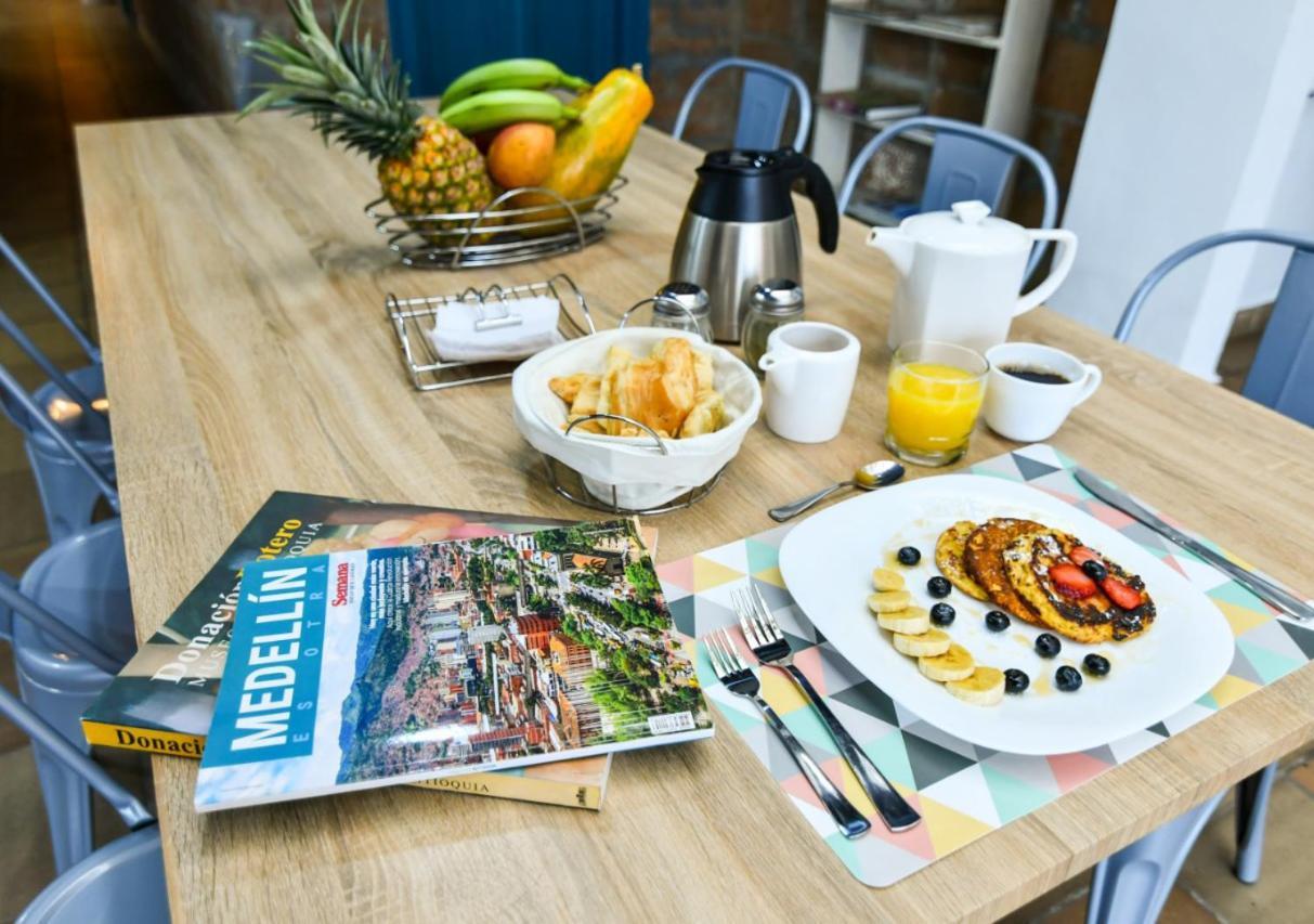 Botanica Casa Hotel Medellin Luaran gambar