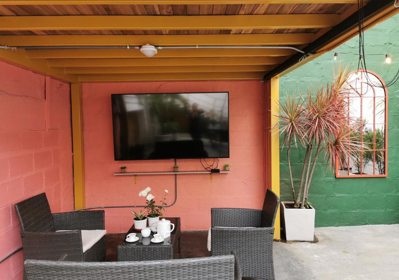 Botanica Casa Hotel Medellin Luaran gambar