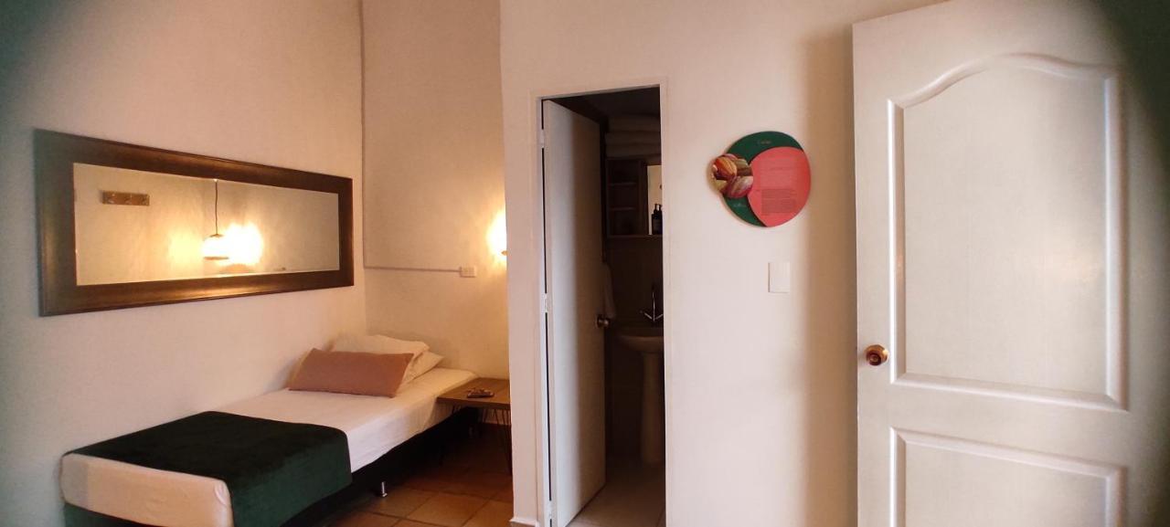 Botanica Casa Hotel Medellin Luaran gambar