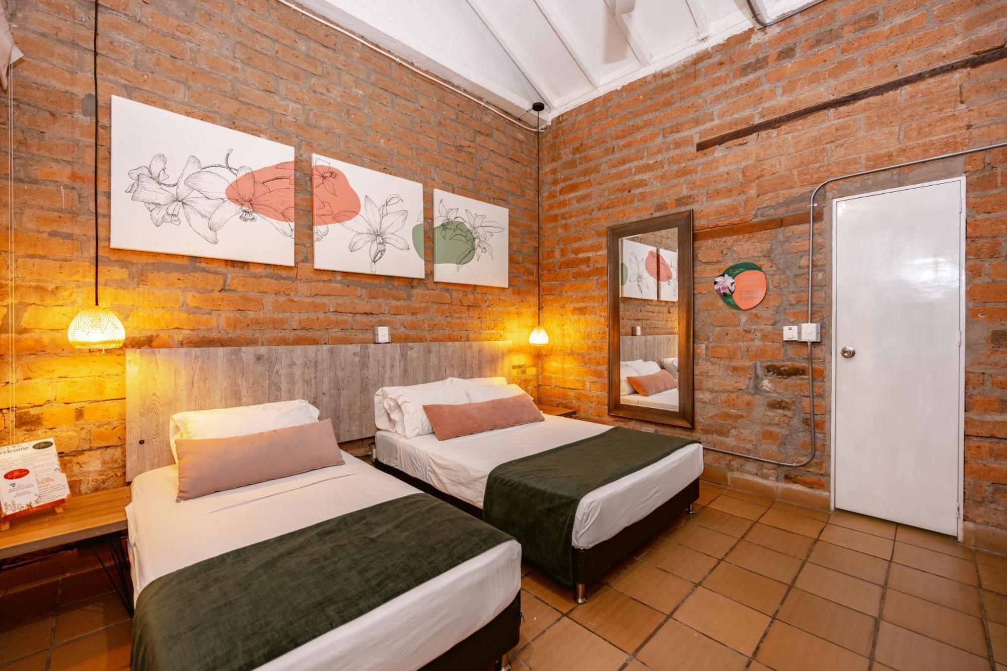 Botanica Casa Hotel Medellin Luaran gambar