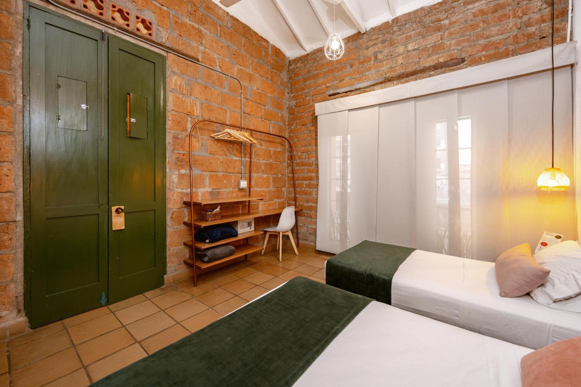 Botanica Casa Hotel Medellin Luaran gambar